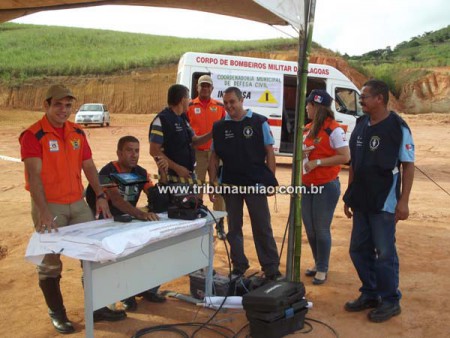 Radioamadores Alagoanos nos representado no simulado da Defesa Civil 